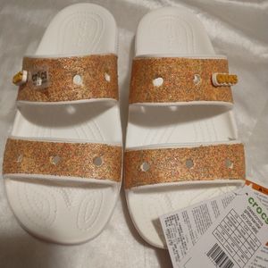 Classic Crocs Sandals Unisex: Women's 8/ Men's 6 NWT